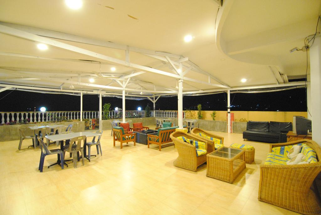Hotel Panorama Танджунг Пинанг Екстериор снимка